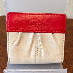 Coach Ashley Leather Cream/Red small Wallet card Holder leather inside Lt. Brn